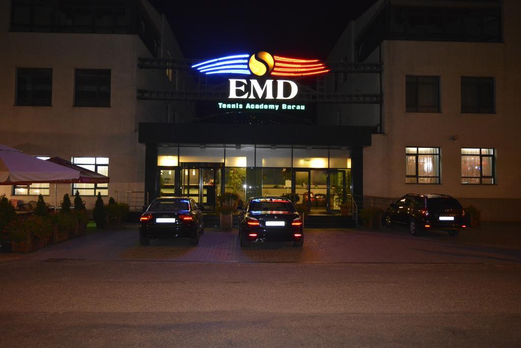 Hotel EMD Bacău Exterior foto